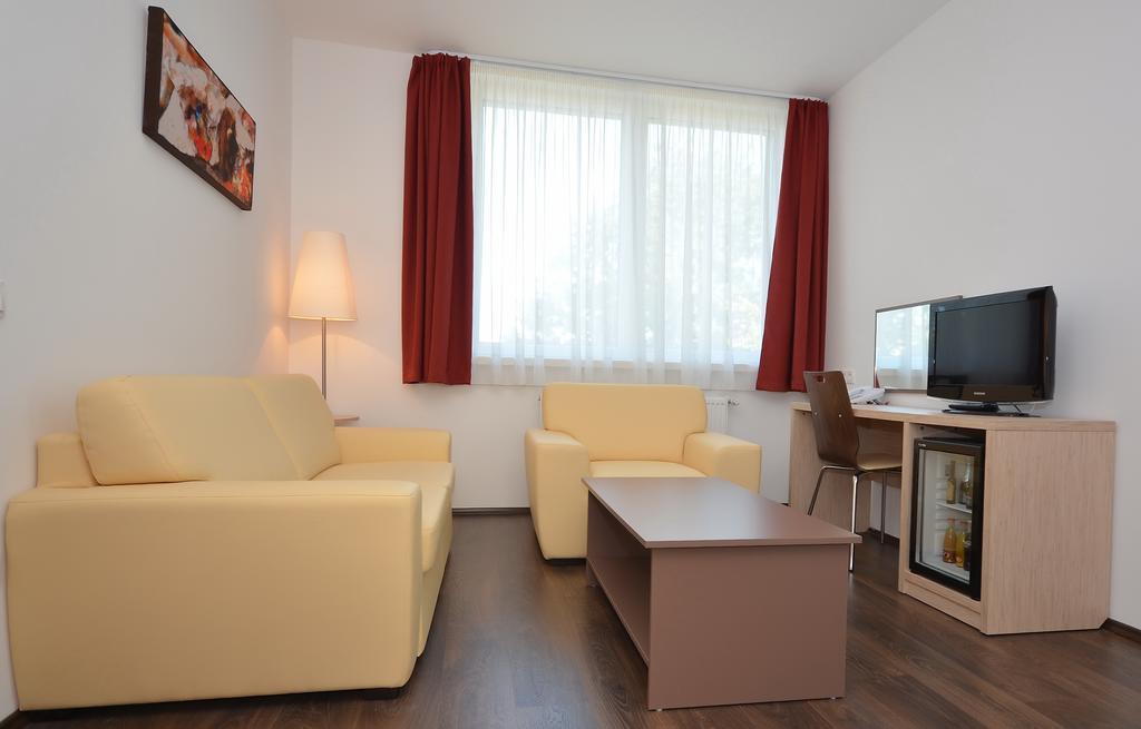 Hotel Opal Superior - Adults Only Gyöngyös Extérieur photo