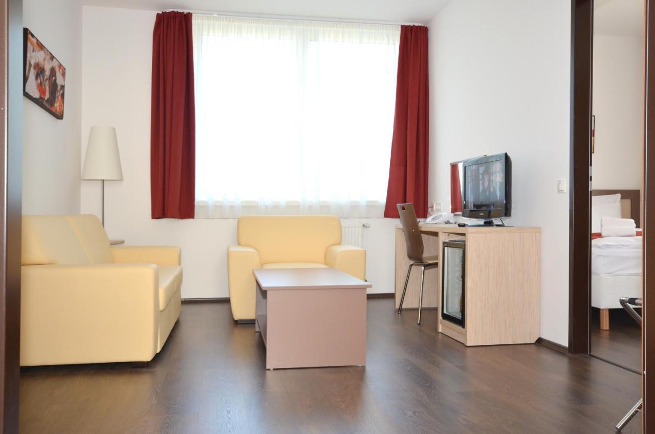 Hotel Opal Superior - Adults Only Gyöngyös Extérieur photo